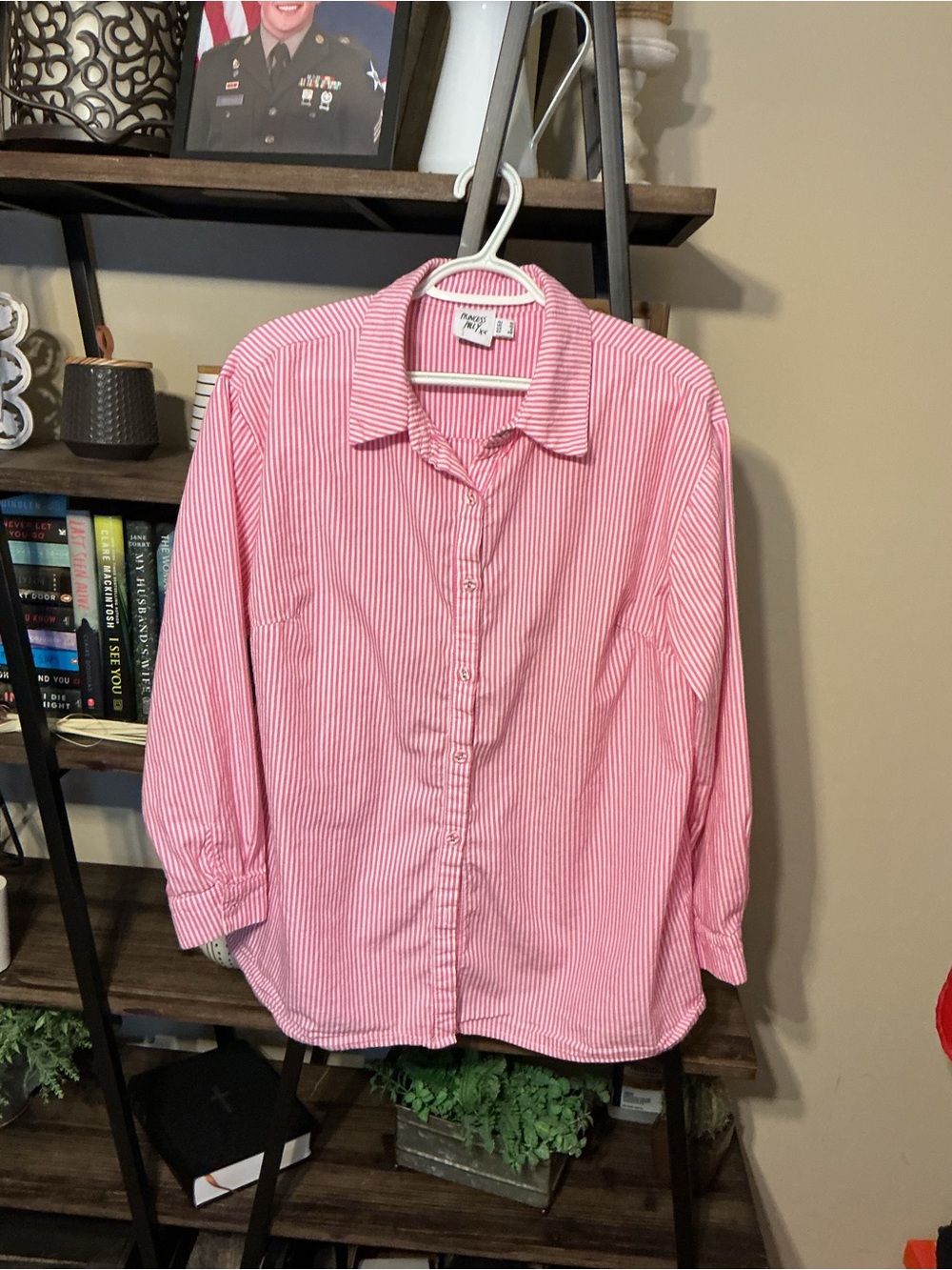 Princess Polly Pink and White Striped Button-Up Shirt Size 6